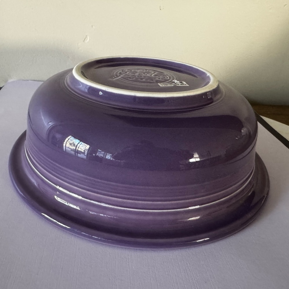 Vintage Fiesta Lilac Serving Bowl - Picture 6 of 7